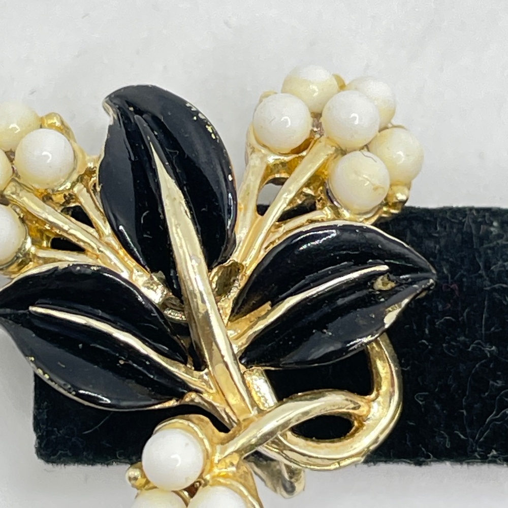 Coro Vintage RARE Black Enamel White Bead Parure Necklace Earrings Bracelet Set - Picture 6 of 16